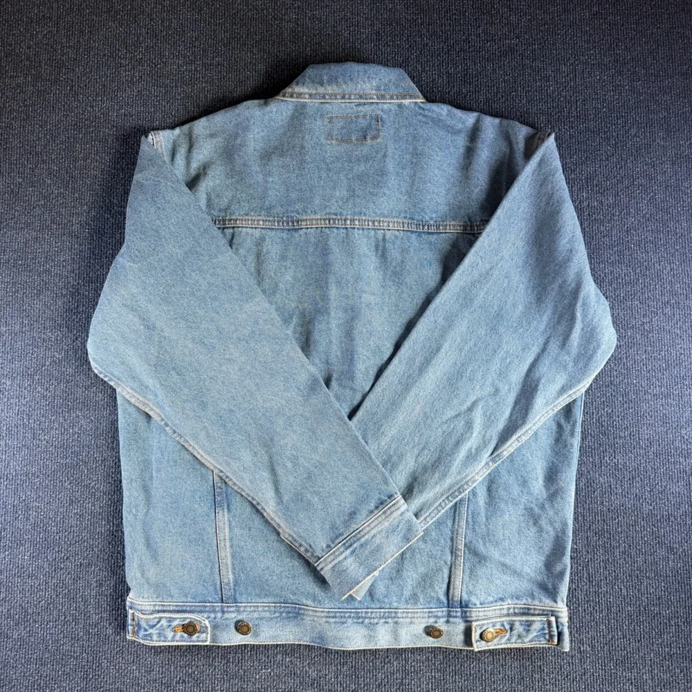 Wrangler rugged wear